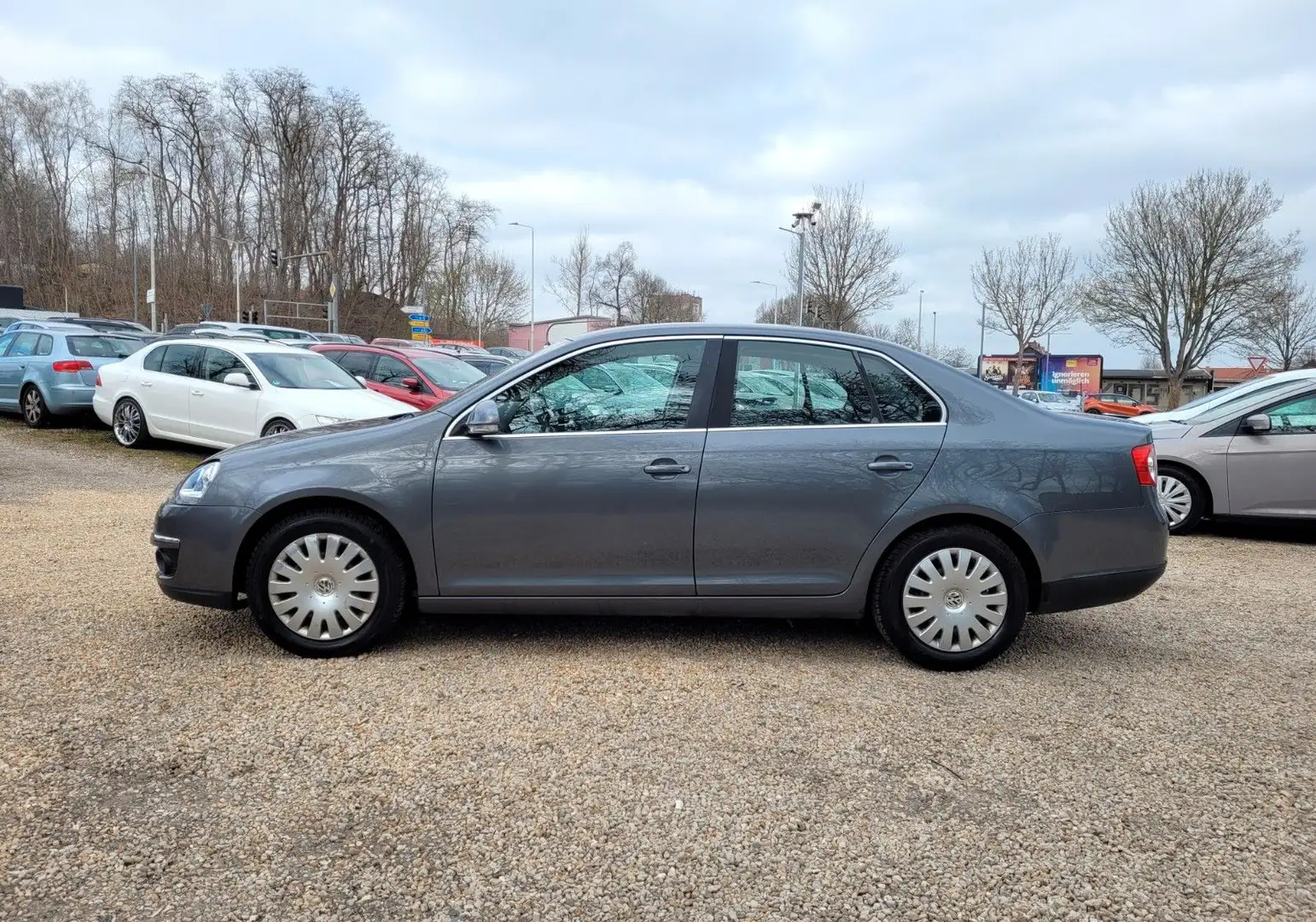 Volkswagen Jetta V Comfortline 1.6 Eur 4*Klima*Navi*AHK*TÜV Gris - 2