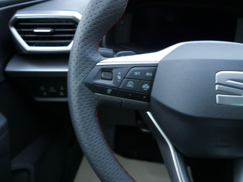 SEAT Leon Sportstourer FR Kombi 2.0 TDI DSG*NAVI*ACC*PDC... — photo 11