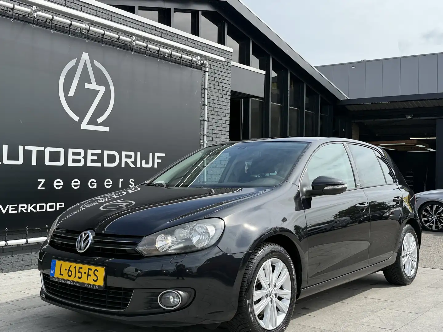 Volkswagen Golf Variant 1.2 TSI STYLE 5DEURS !! Zwart - 2