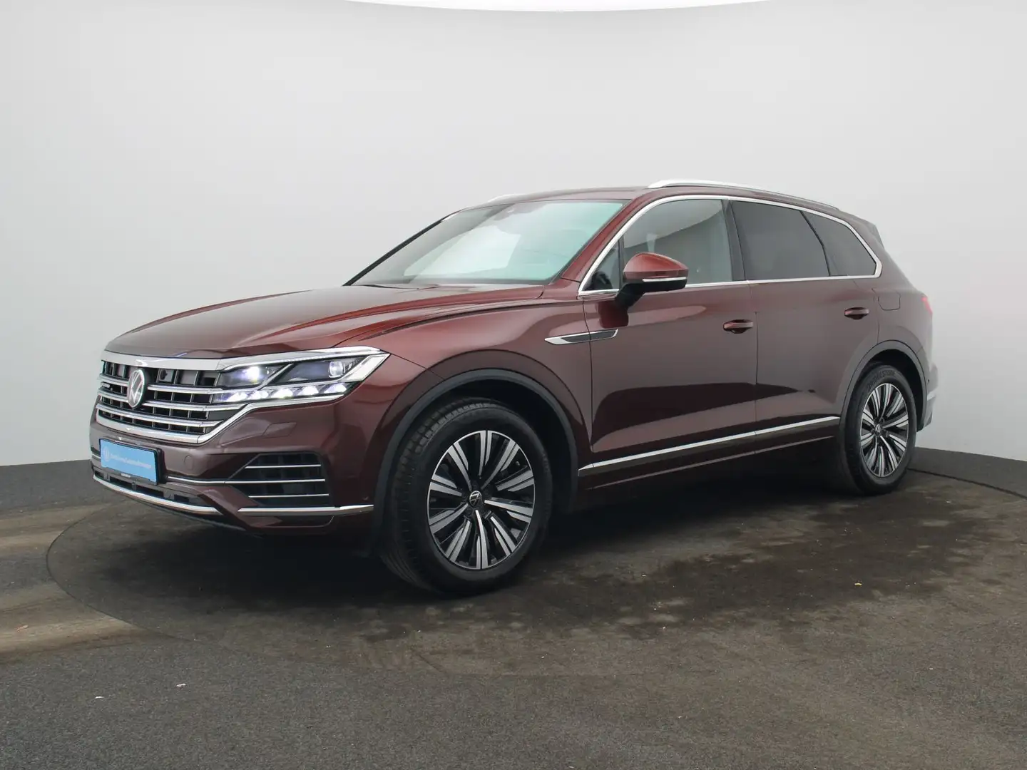 Volkswagen Touareg Atmosphere 3.0 eHybrid 4M DSG/ Pano, AHK Rojo - 2