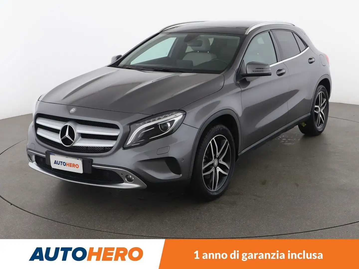Mercedes-Benz GLA 200 GLA 200 d Sport Automatic Gris - 1
