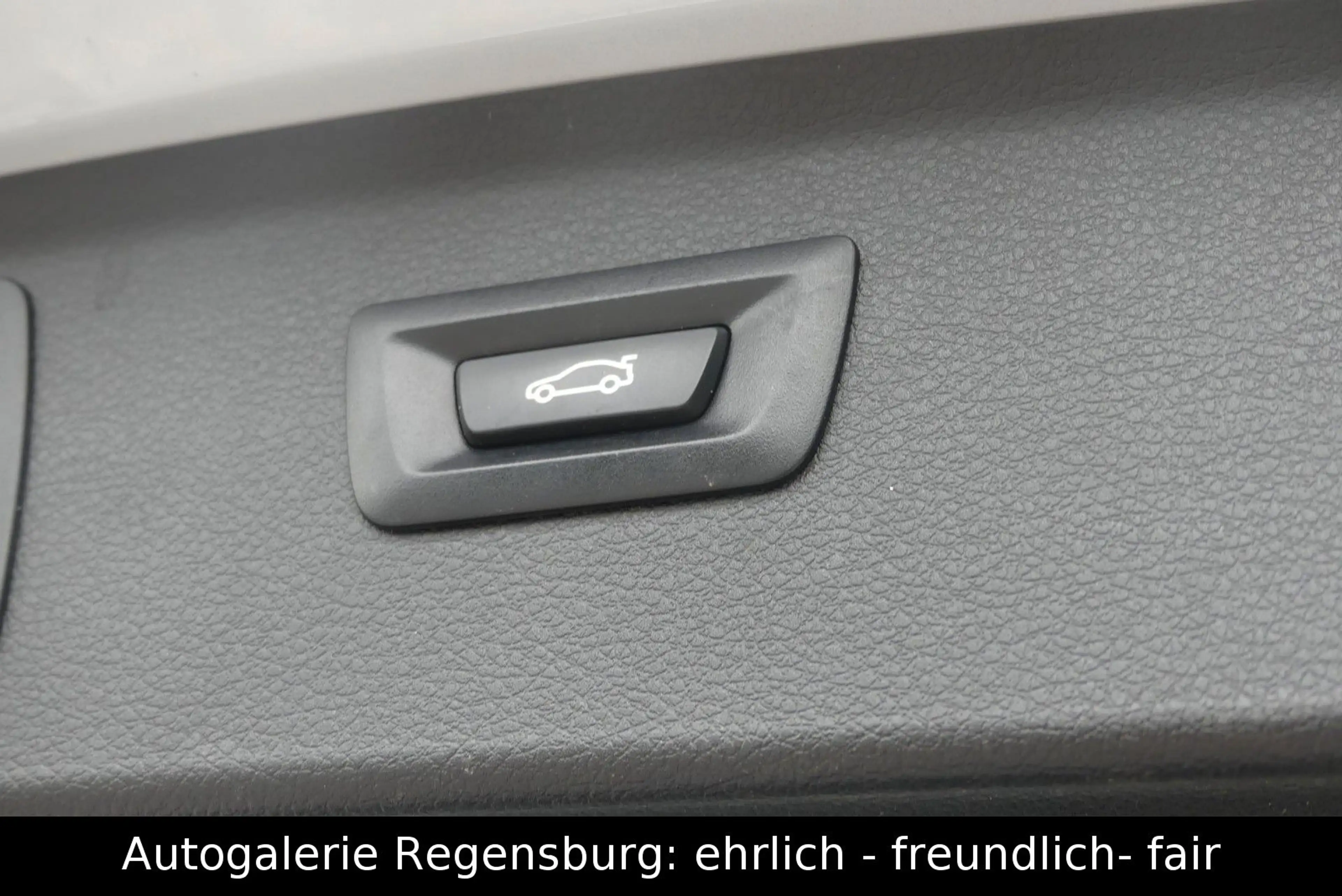 BMW 216 d Active Tourer *SPORT-LINE*LED*NAVI*AHK*PDC* — photo 18