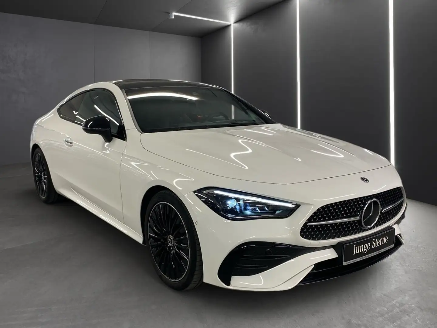 Mercedes-Benz CLE 220 d Coupé AMG*Distronic*Panorama*Kam*LED* Blanc - 2