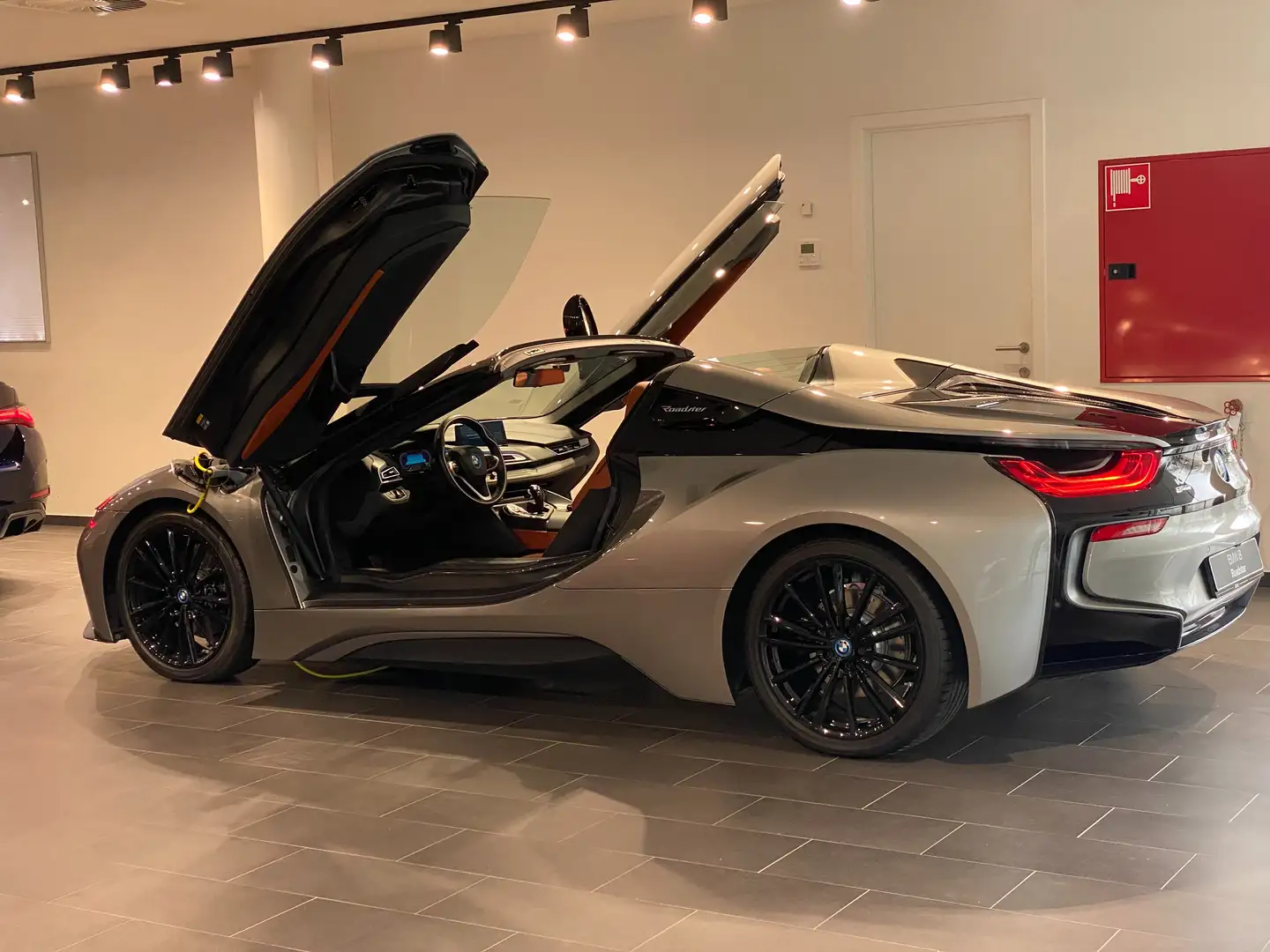 BMW i8 i8 Roadster Šedá - 2