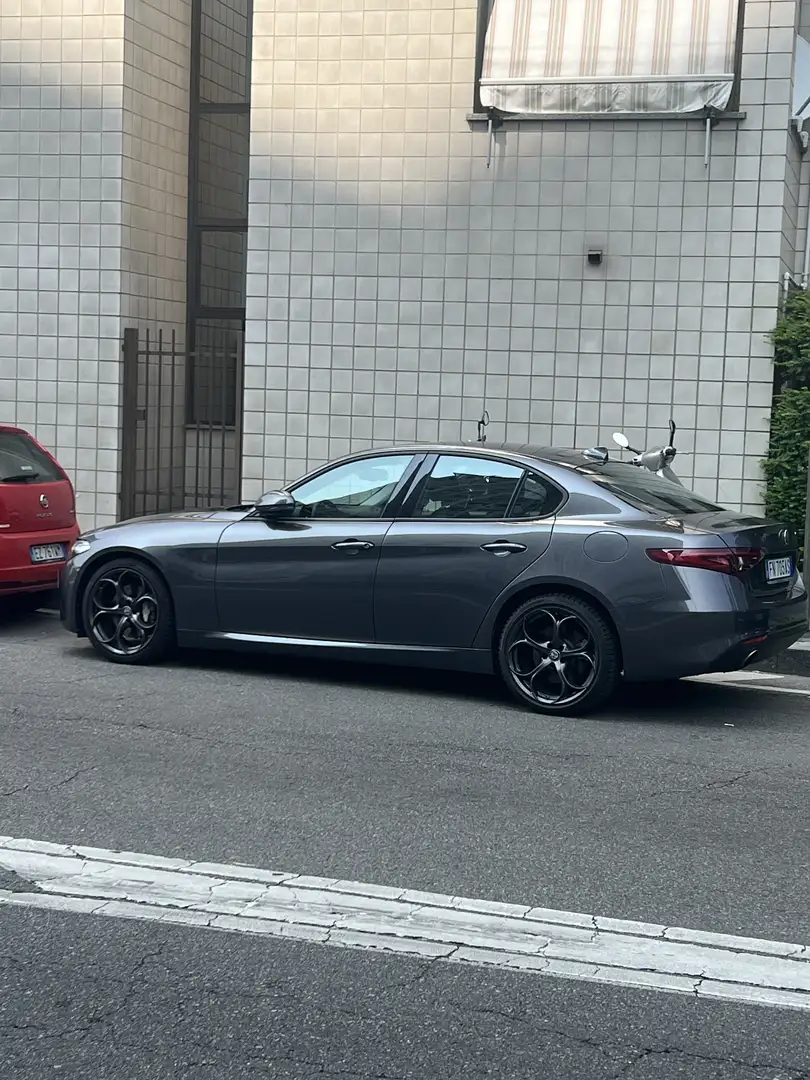 Alfa Romeo Giulia 2.0 t Super 200cv auto - 2