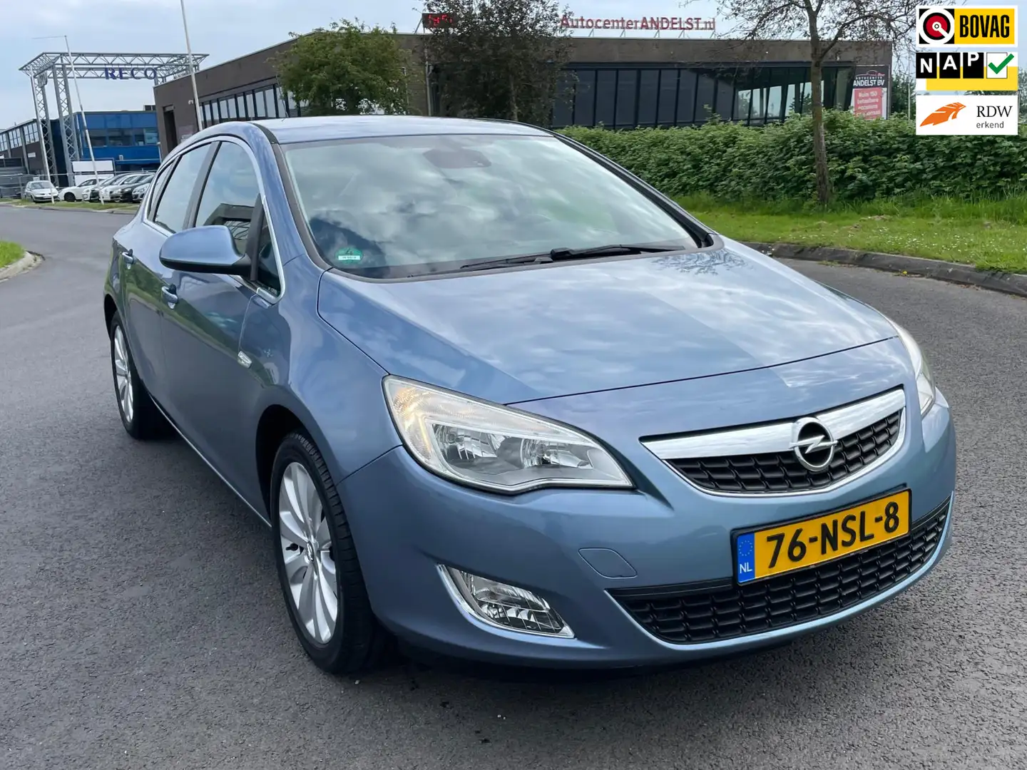 Opel Astra 1.4 Turbo Cosmo, 120PK, 2E EIG AFK, NAP, GEEN IMPO Bleu - 1