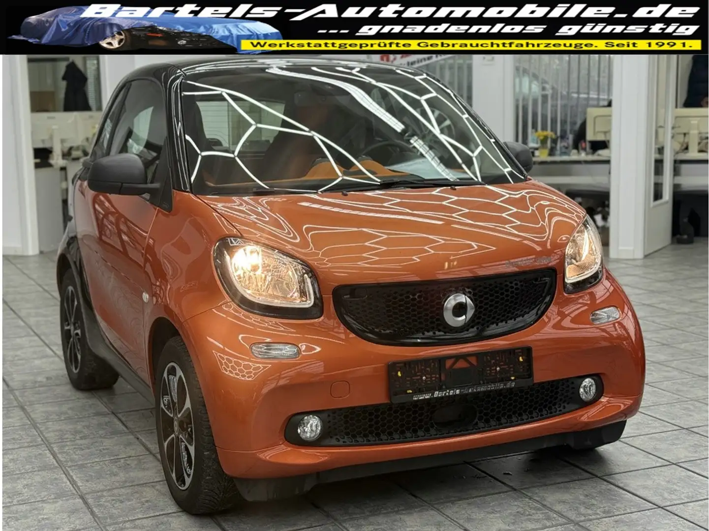 smart forTwo EQ drive passion, Navi, Kamera, Panorama Orange - 1