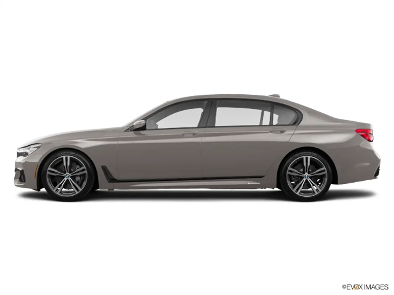 BMW 7 Series снимка BMW 7 Series