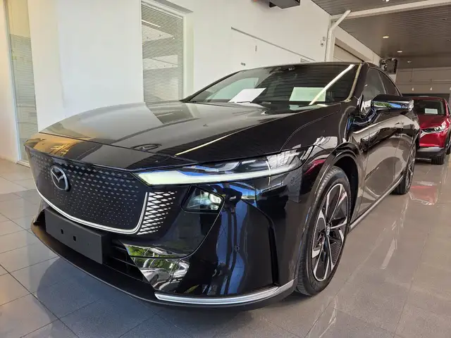 Mazda 6e Takumi - Sporty Black Interieur