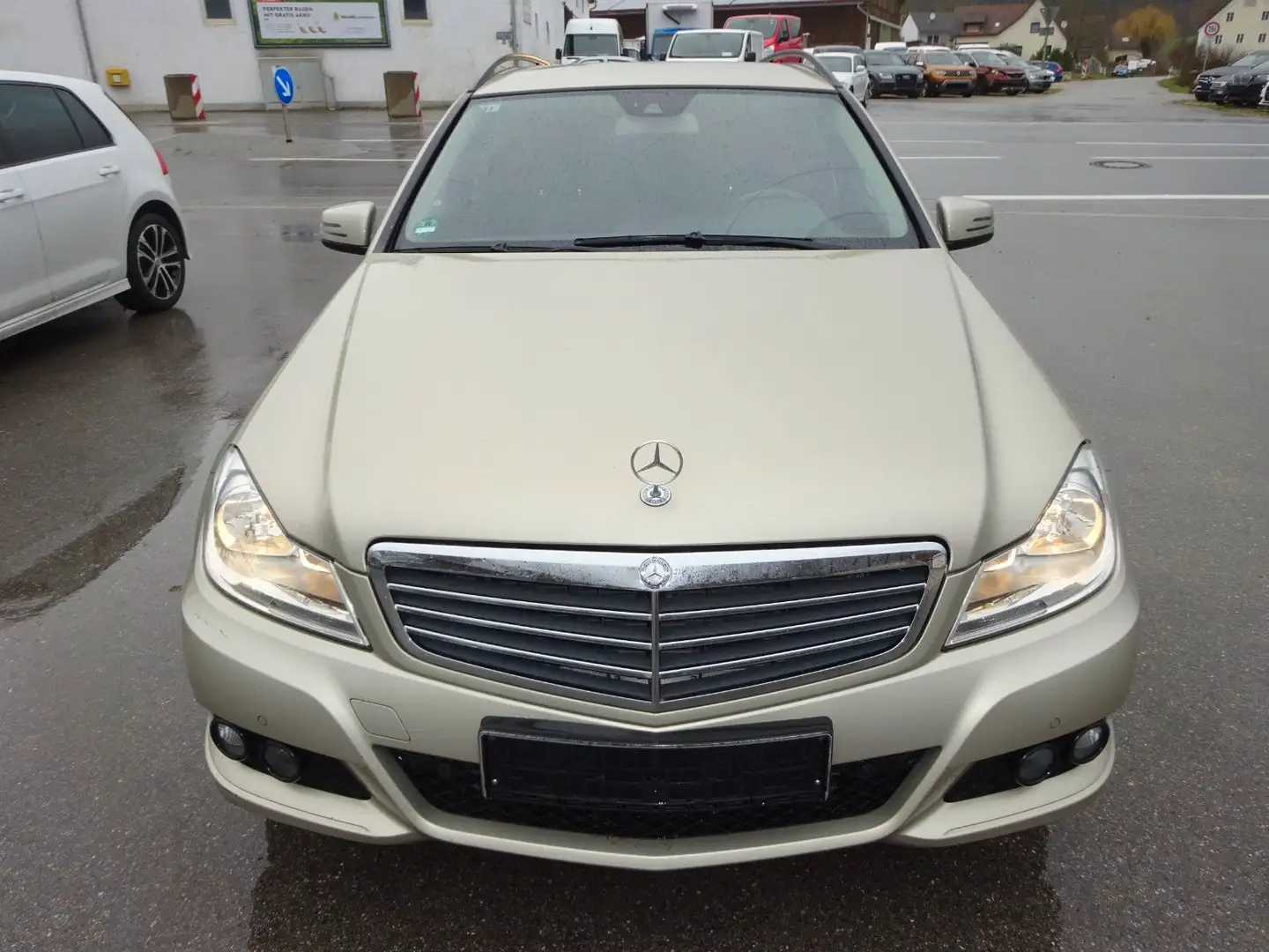 Mercedes-Benz C 180 C -Klasse  T CGI BlueEfficiency/Euro 5 Beige - 1