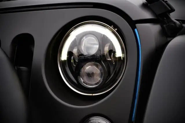 Jeep Wrangler view 5