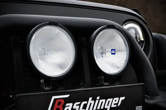 Jeep Wrangler view 4