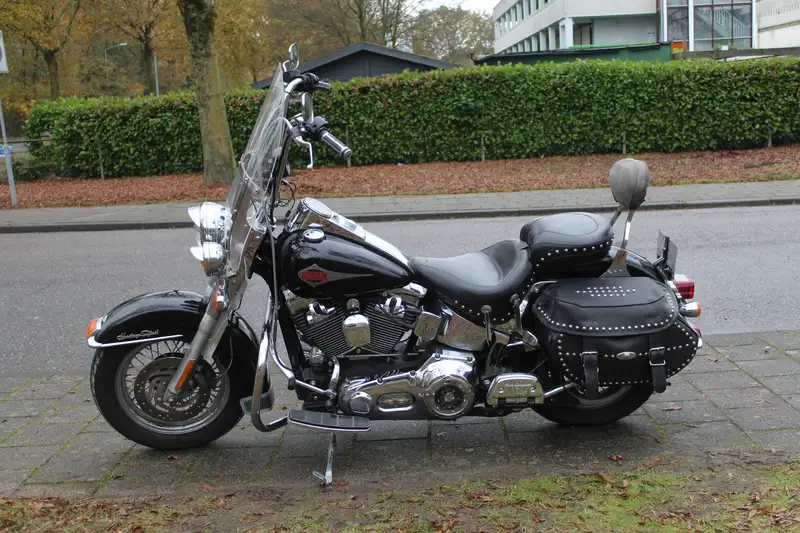 Harley-Davidson Heritage Softail - foto 3