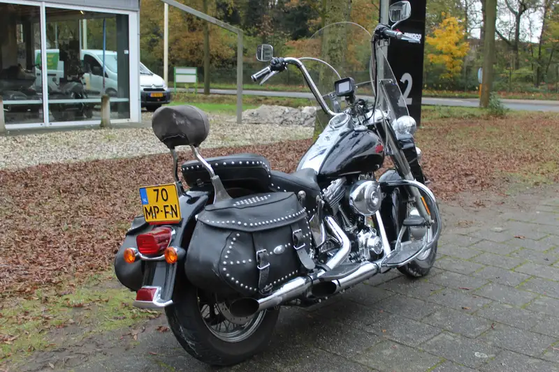 Harley-Davidson Heritage Softail - foto 7