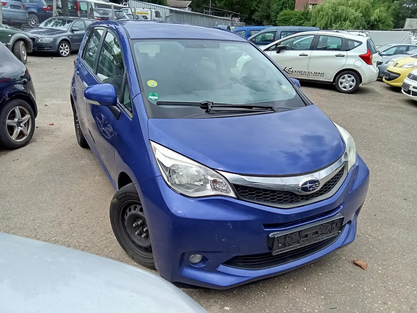Subaru Trezia 1.4D Active Синій - 2