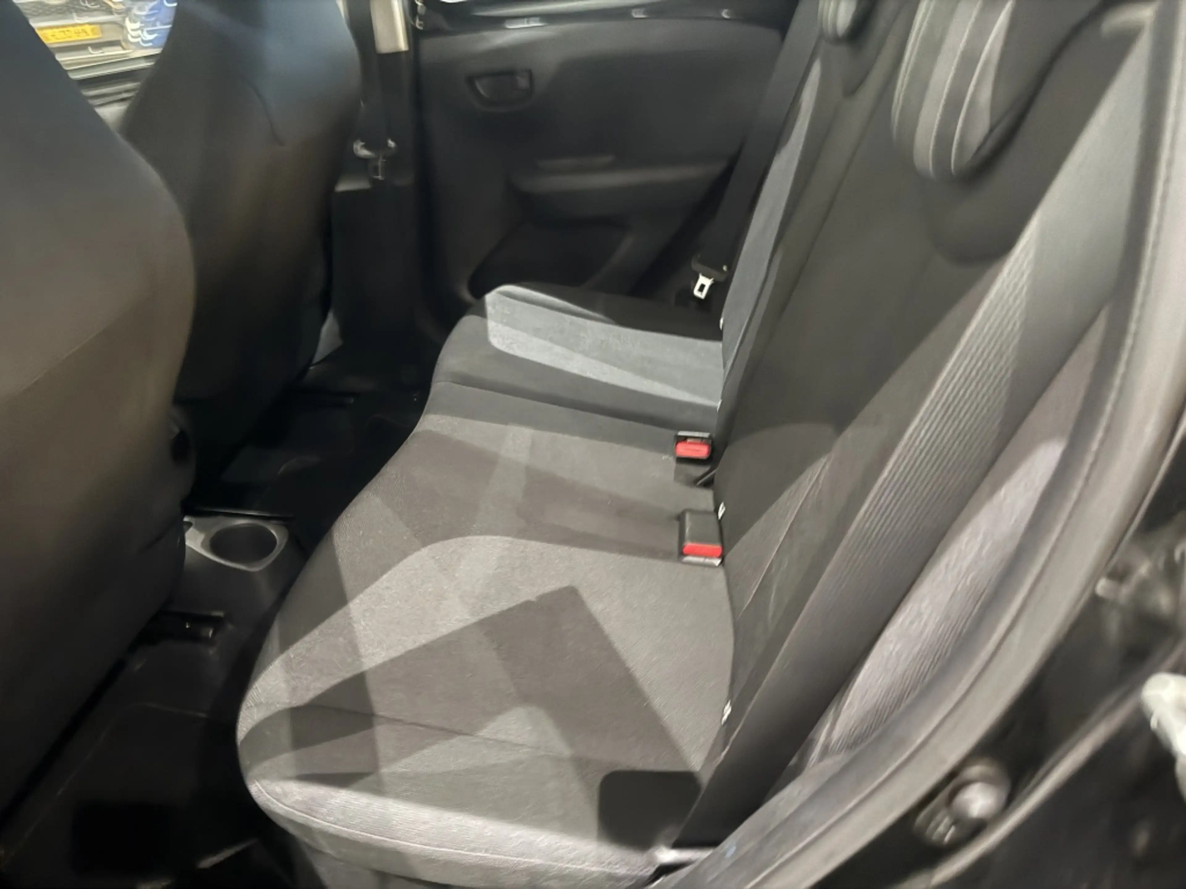 Peugeot 108 1.0 e-VTi Active — photo 6