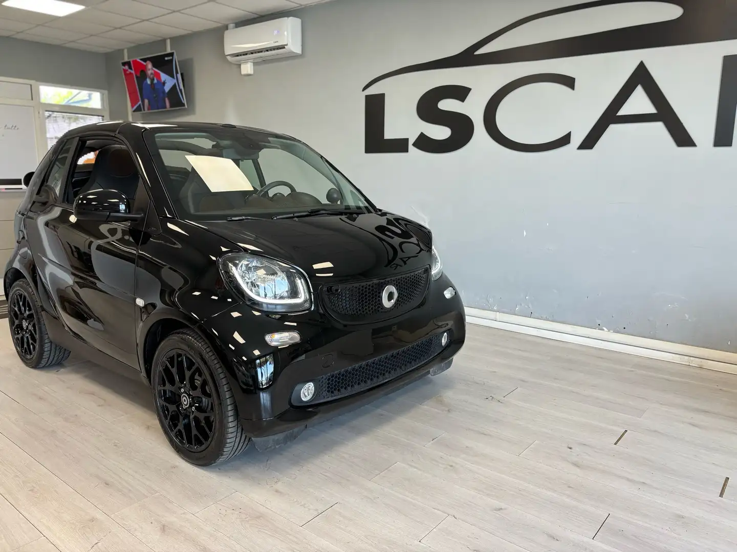 smart forTwo 1.0 Perfect 71cv~Unipro~Promo~Promofinanzimento Nero - 1