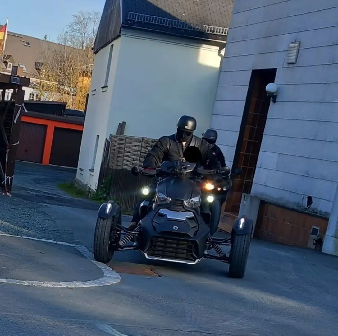Can-Am Ryker Negru - 2