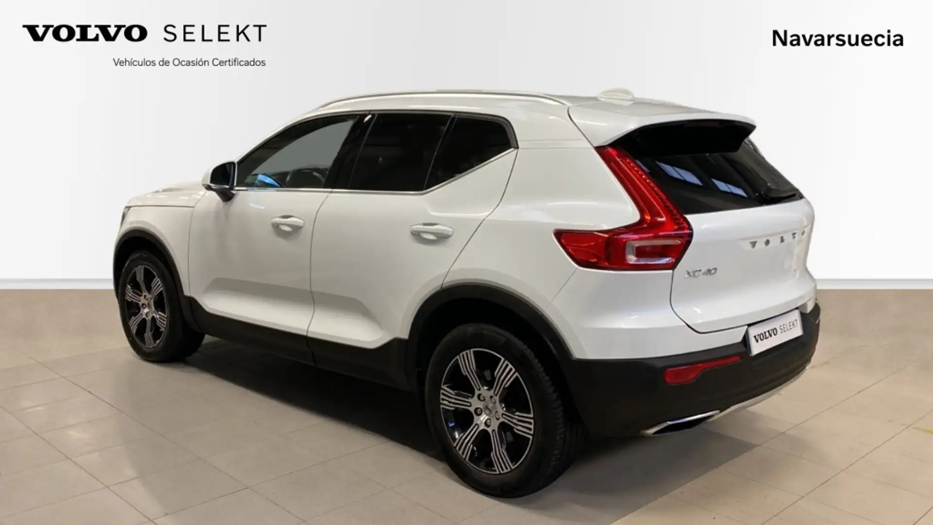 Volvo XC40 D4 Inscription AWD Aut. Blanco - 2