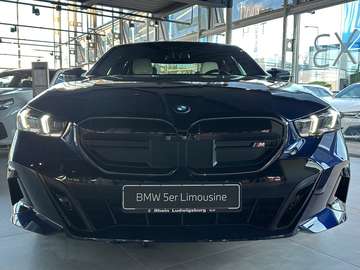 M60 xDrive B&W AHK Drivng Prof