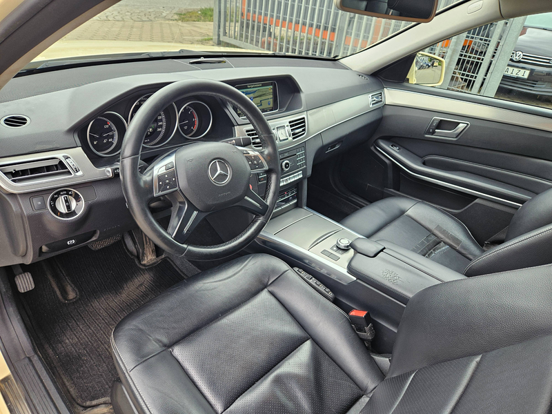Mercedes-Benz E 220 d Parktronik Taxameter Ideal für Taxiunternehmen — photo 11