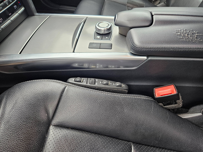 Mercedes-Benz E 220 d Parktronik Taxameter Ideal für Taxiunternehmen — photo 14