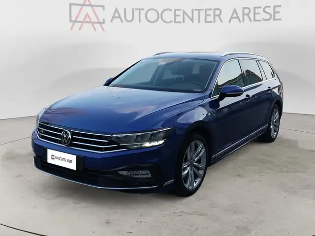 Volkswagen Passat Variant 2.0 tdi R-Line 150cv dsg