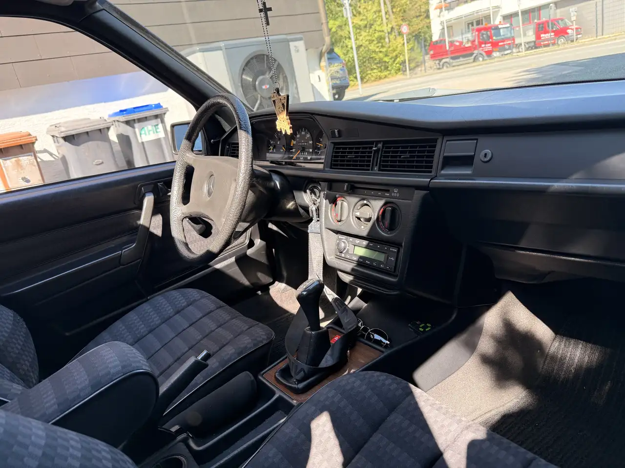 Mercedes-Benz 190 D, foto 6