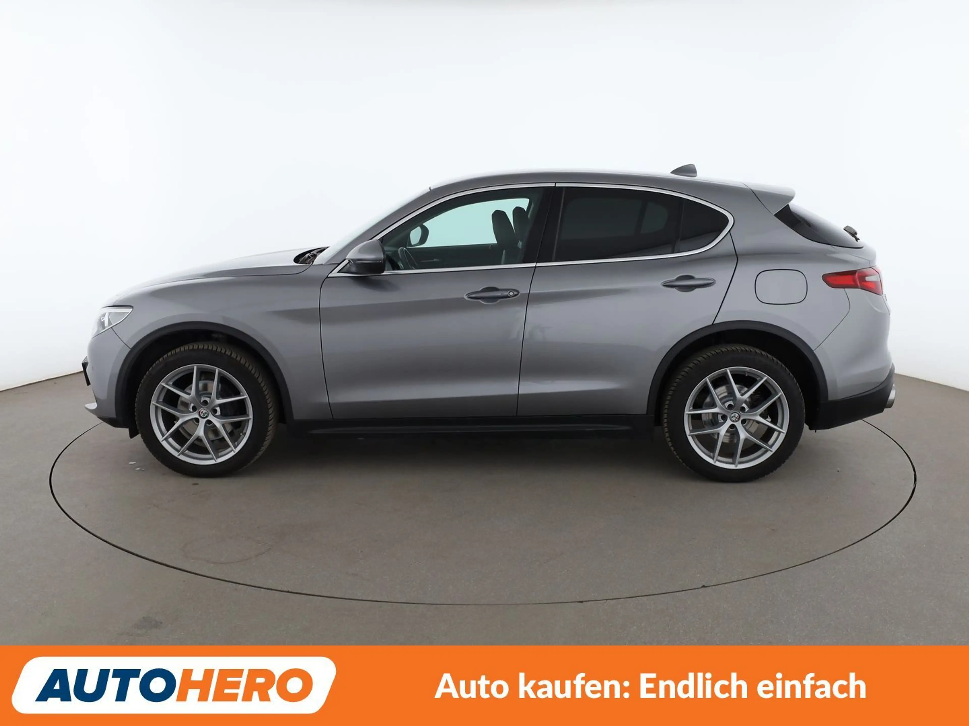 Alfa Romeo Stelvio 2.0 Turbo First Edition Aut*NAVI*TEMPO*CAM* — photo 3