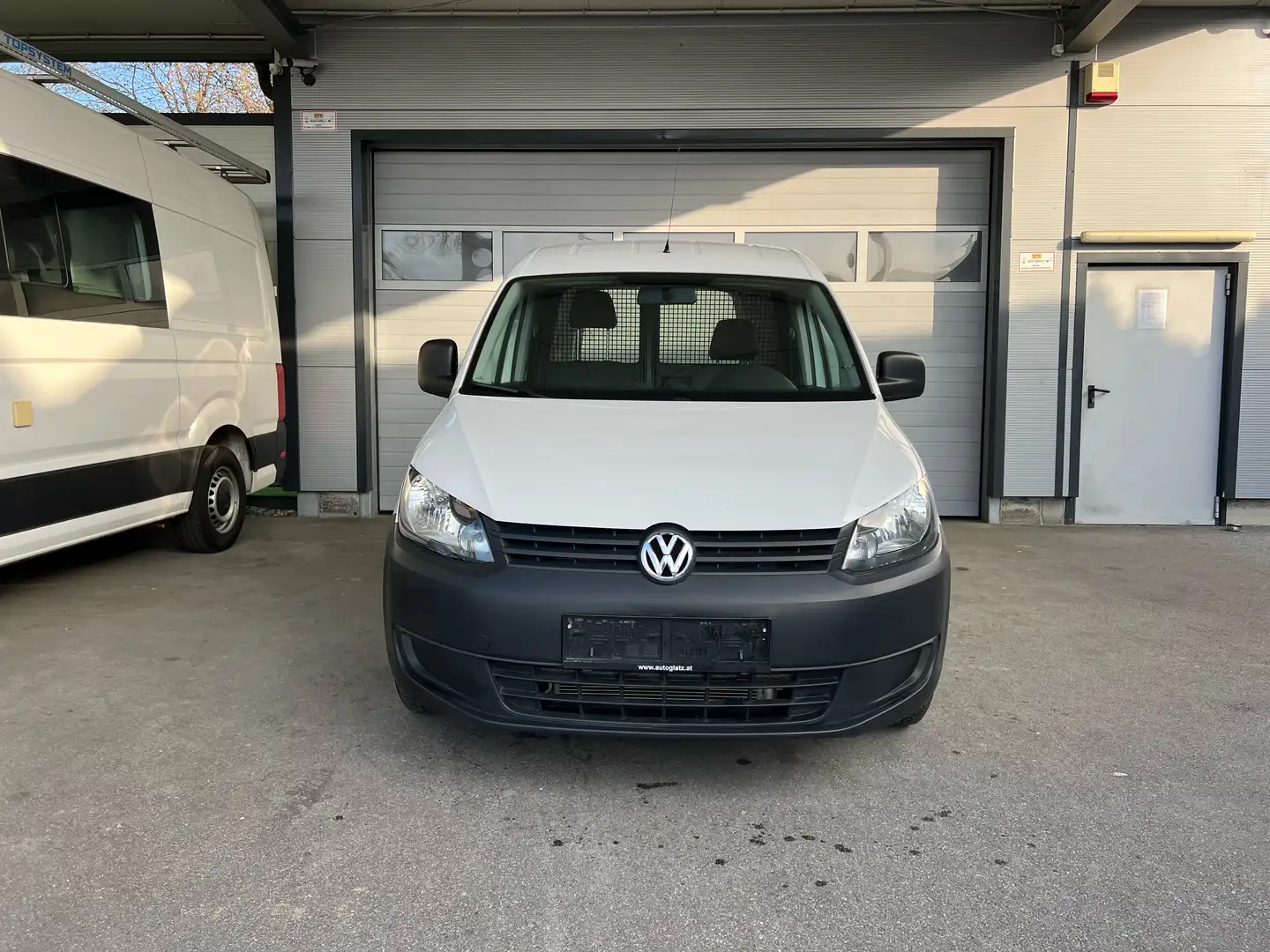 Volkswagen Caddy Kasten2,0 TDI 4MOTION KLIMA/PICKERL NEU 03/2027 Weiß - 1