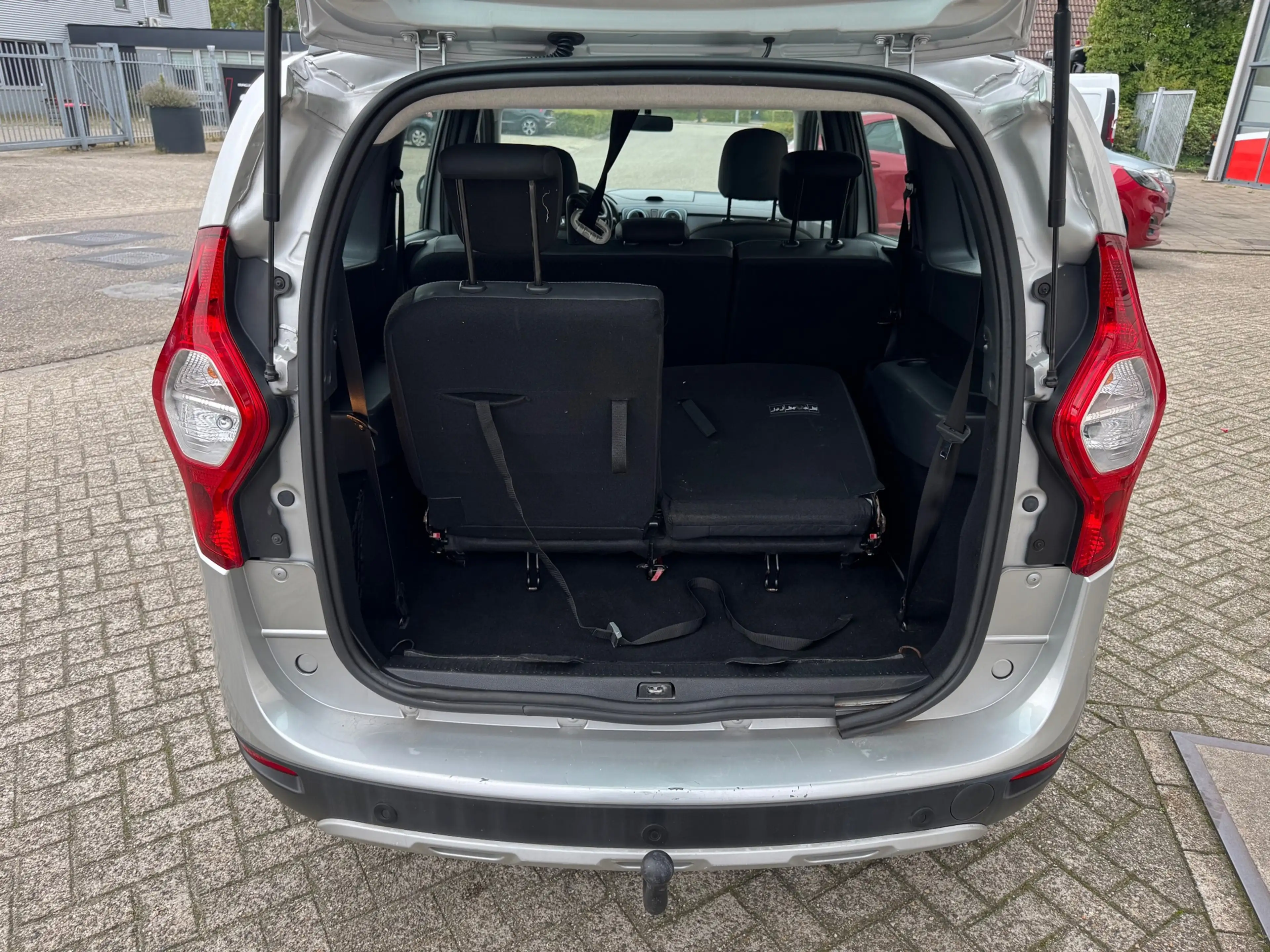 Dacia Lodgy 1.2 TCe Stepway LPG 7p. Airco, trekhaak — photo 11