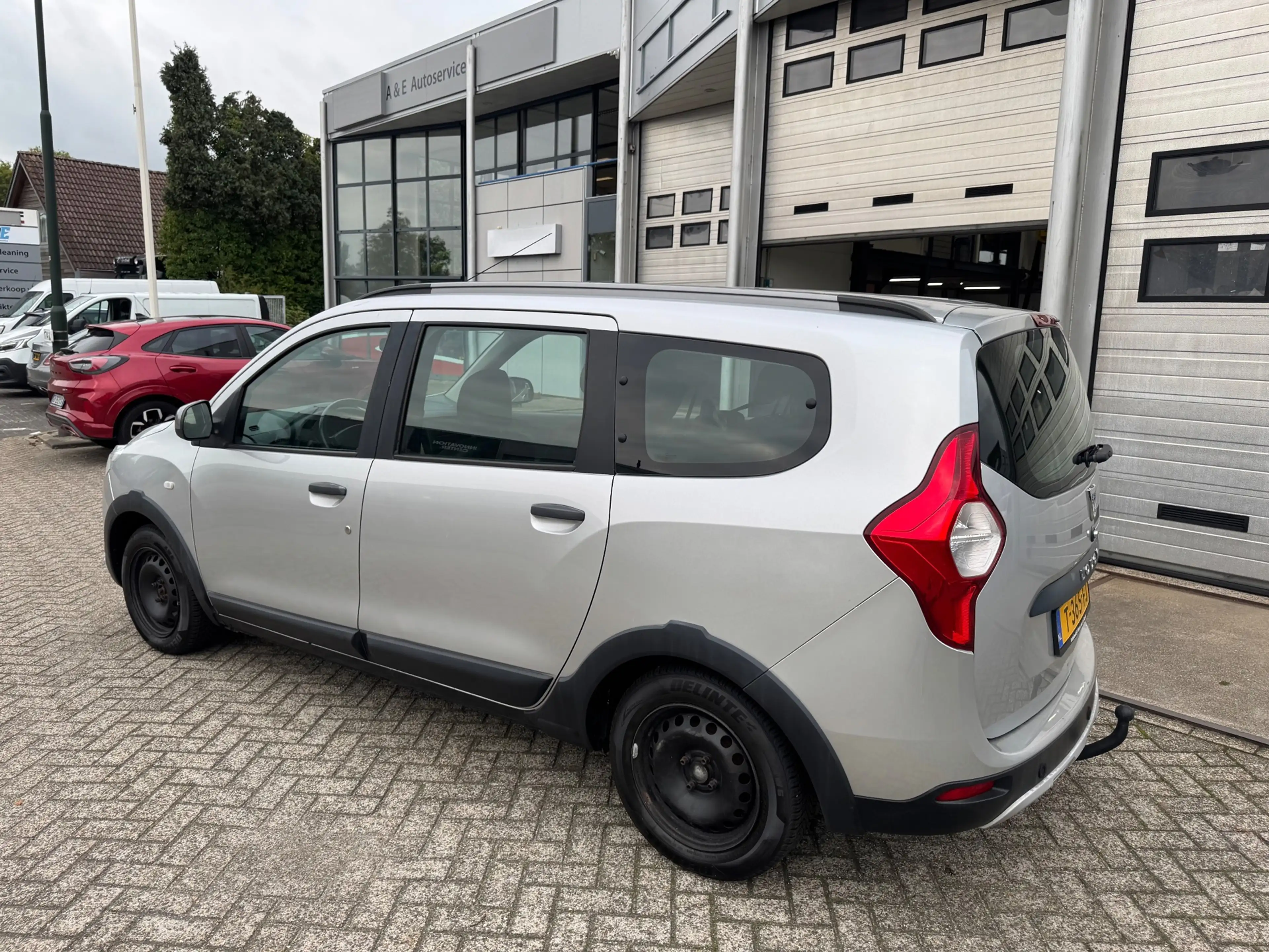 Dacia Lodgy 1.2 TCe Stepway LPG 7p. Airco, trekhaak — photo 8