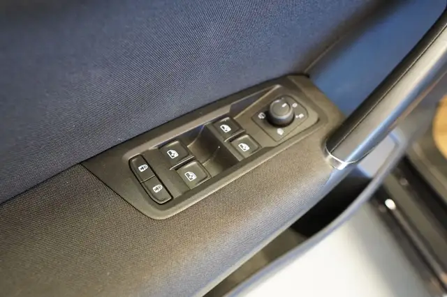 Volkswagen Touran view 14