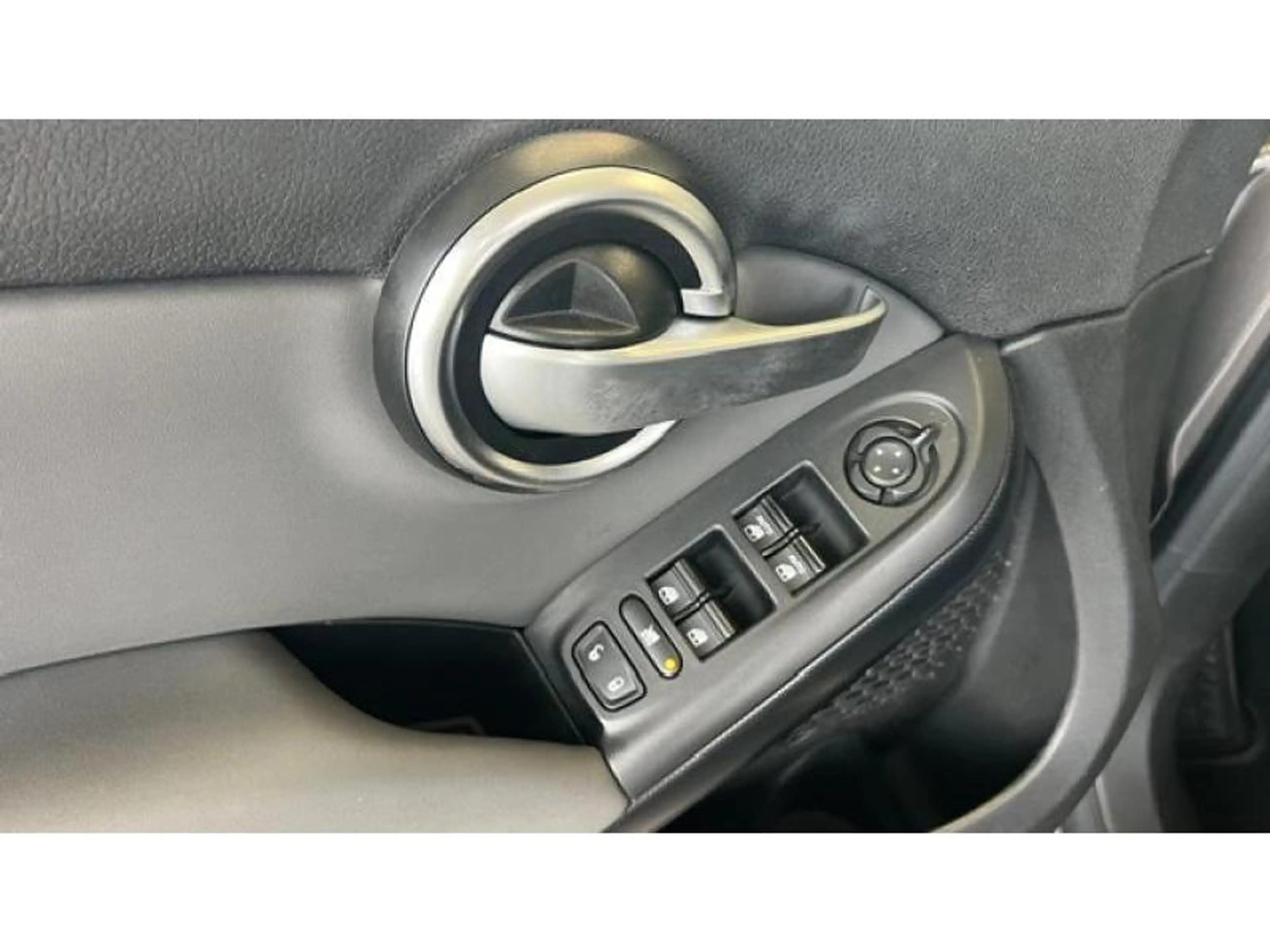 Fiat 500X Lounge — photo 10