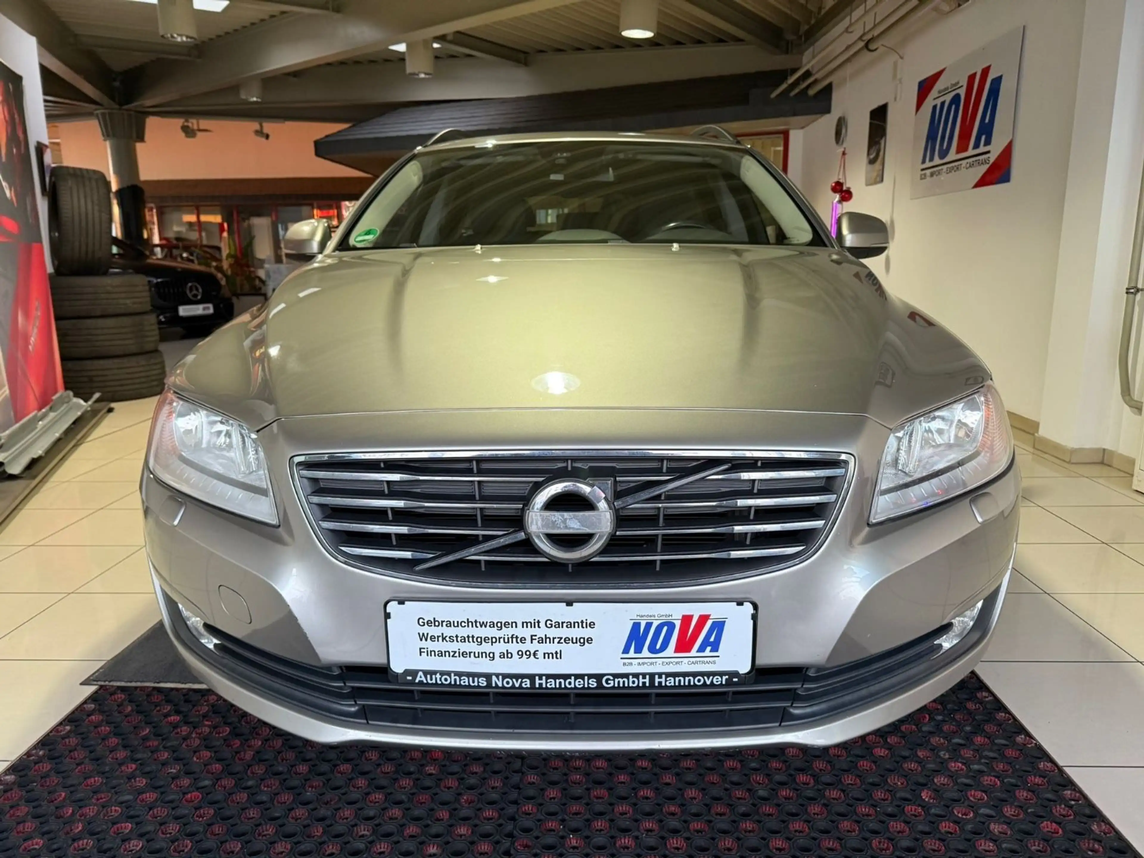 Volvo V70 D2 Kinetic*TÜV NEU*NAVI*LEDER*XENON*AHK*SHFT