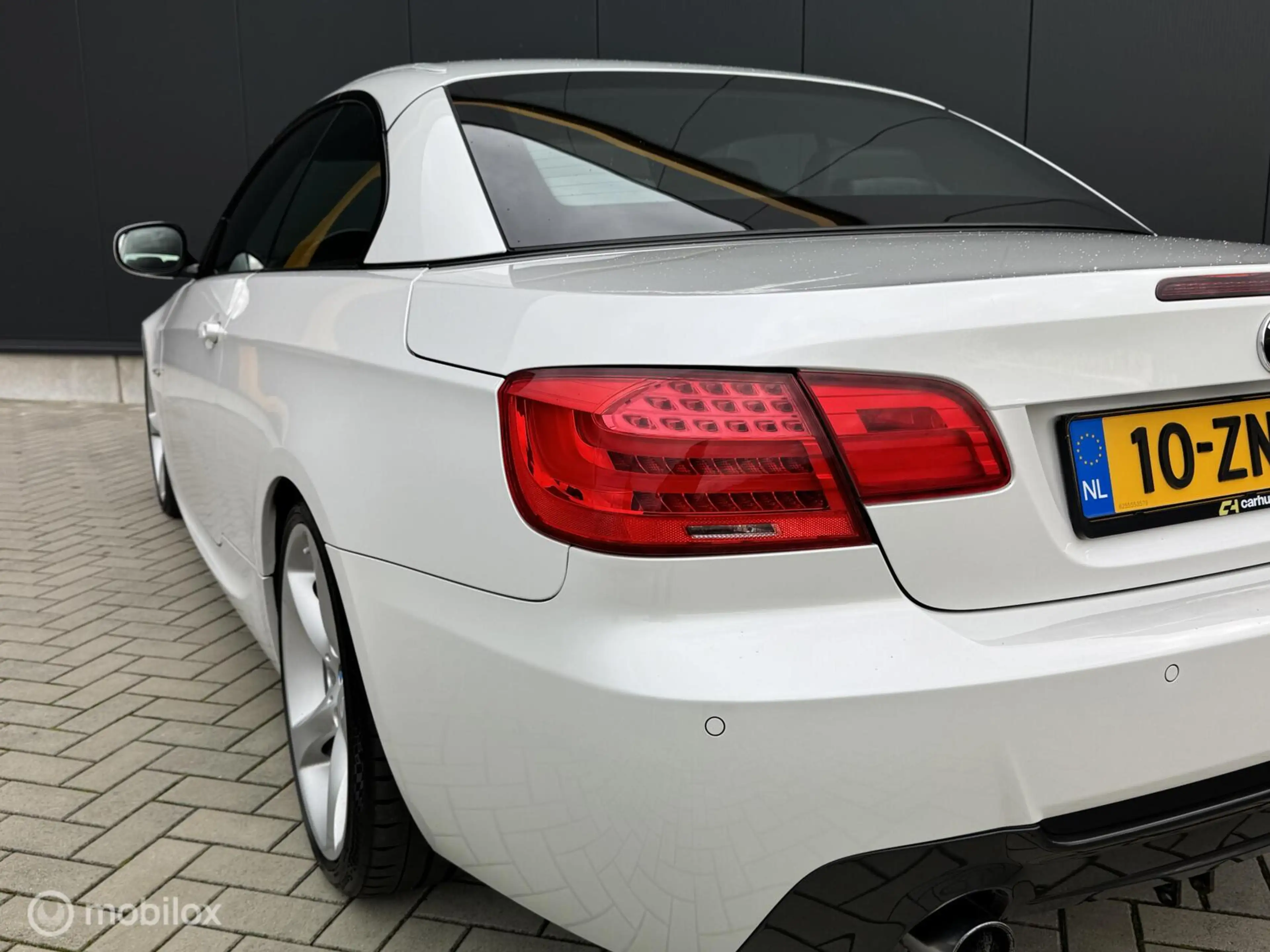 BMW 335 3-serie Cabrio 335i High Executive — photo 8