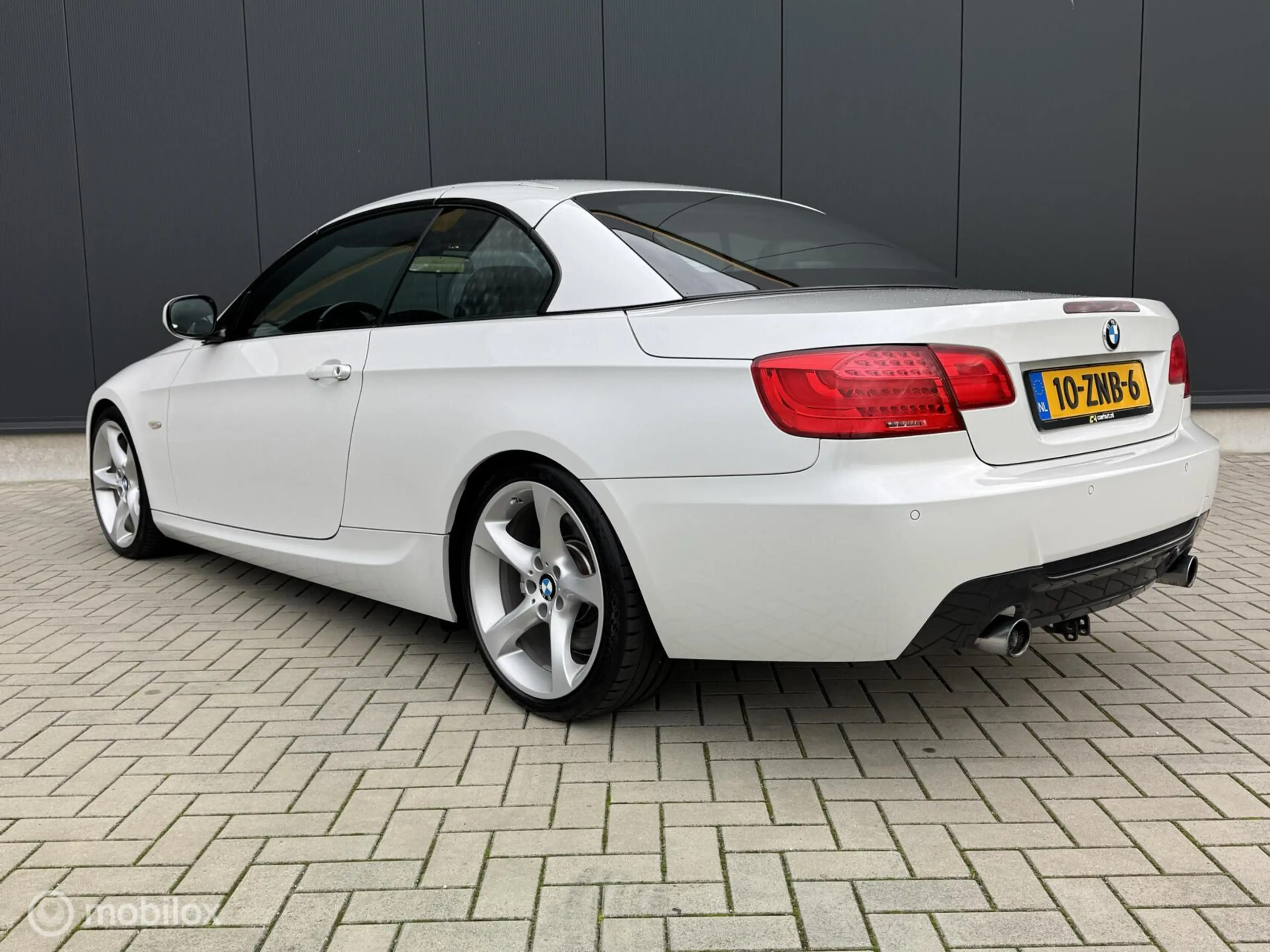 BMW 335 3-serie Cabrio 335i High Executive — photo 7