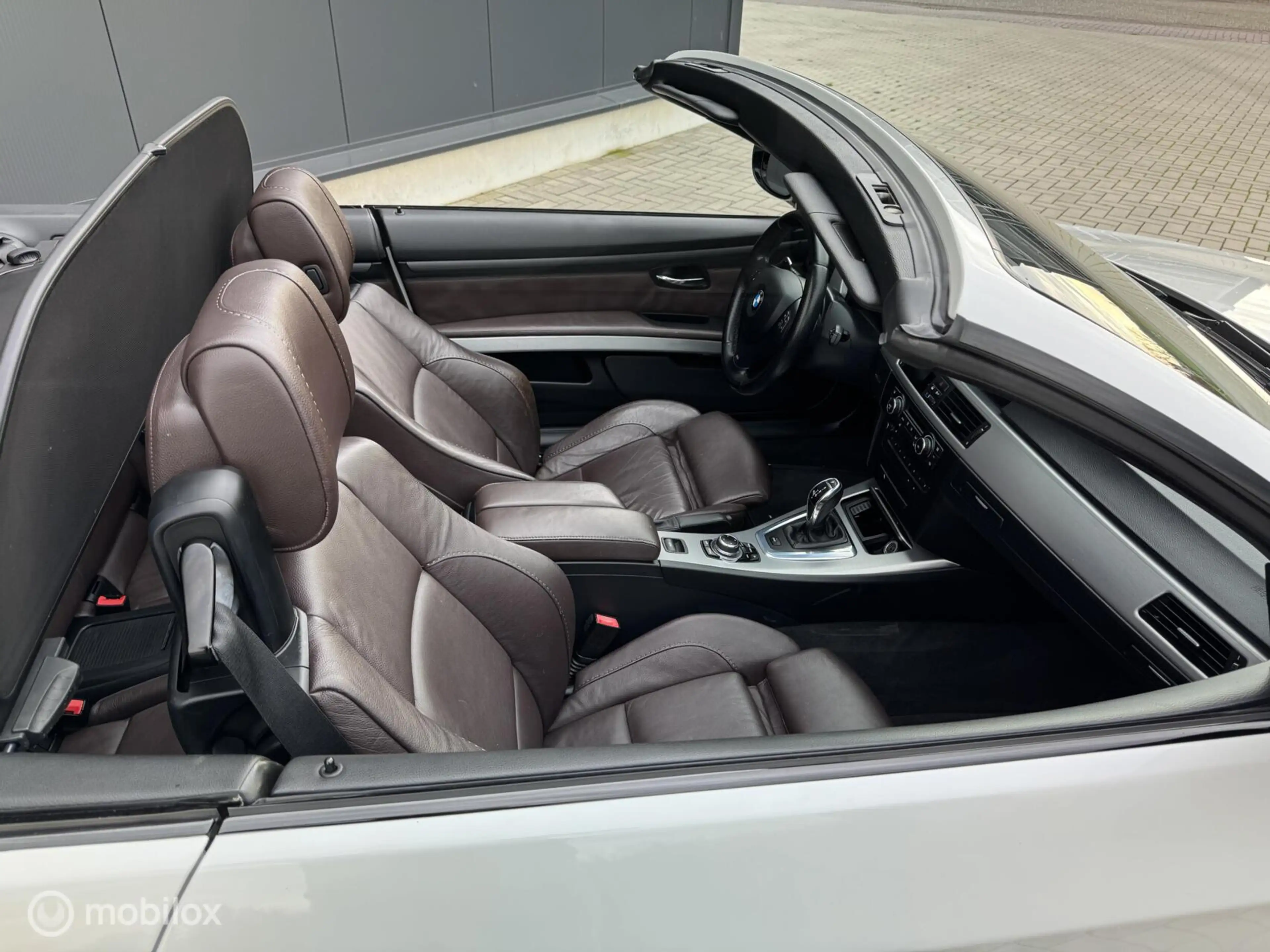 BMW 335 3-serie Cabrio 335i High Executive — photo 18