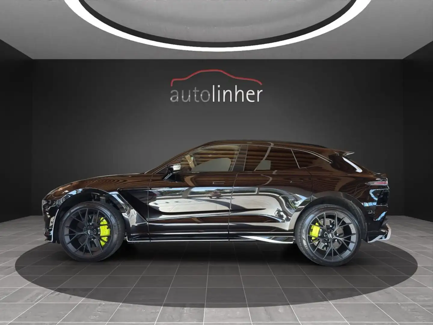 Aston Martin DBX 707 Edition AMR 24 ''Top Ausstattung'' Negru - 2