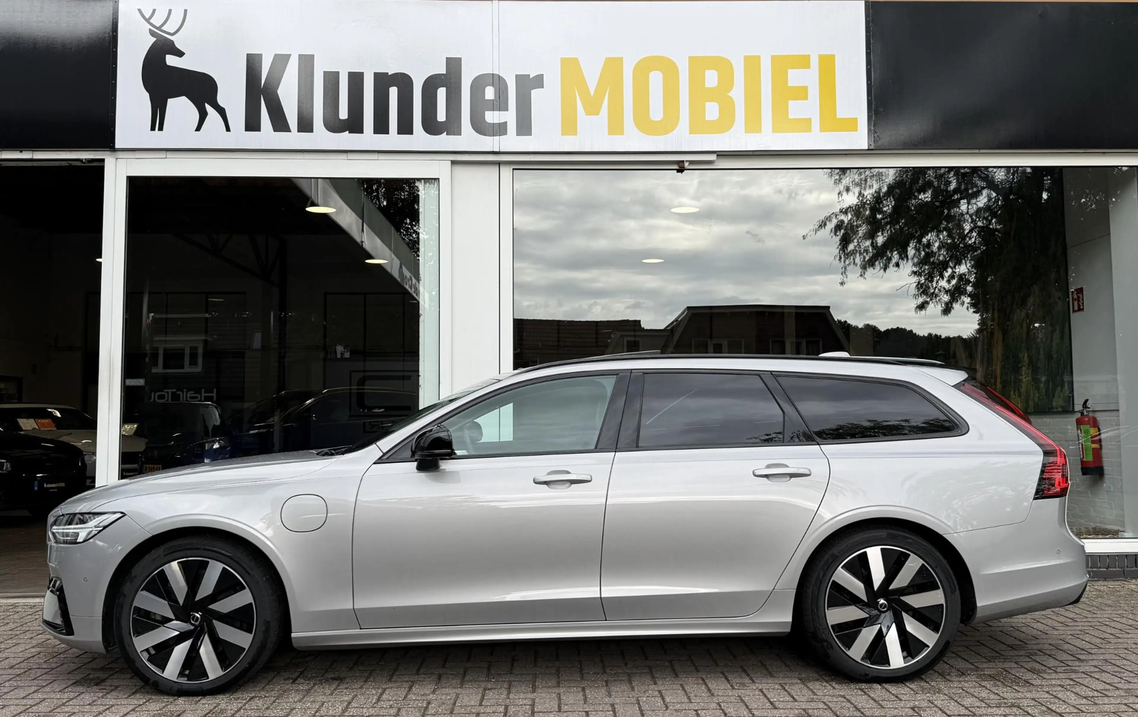 Volvo V90 2.0 T8 Plug-in hybrid AWD Ultimate Dark |HUD|Bower — photo 2