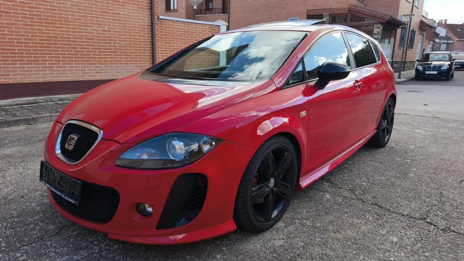 SEAT Leon 2.0TDI CR FR DPF 170 Rojo - 1