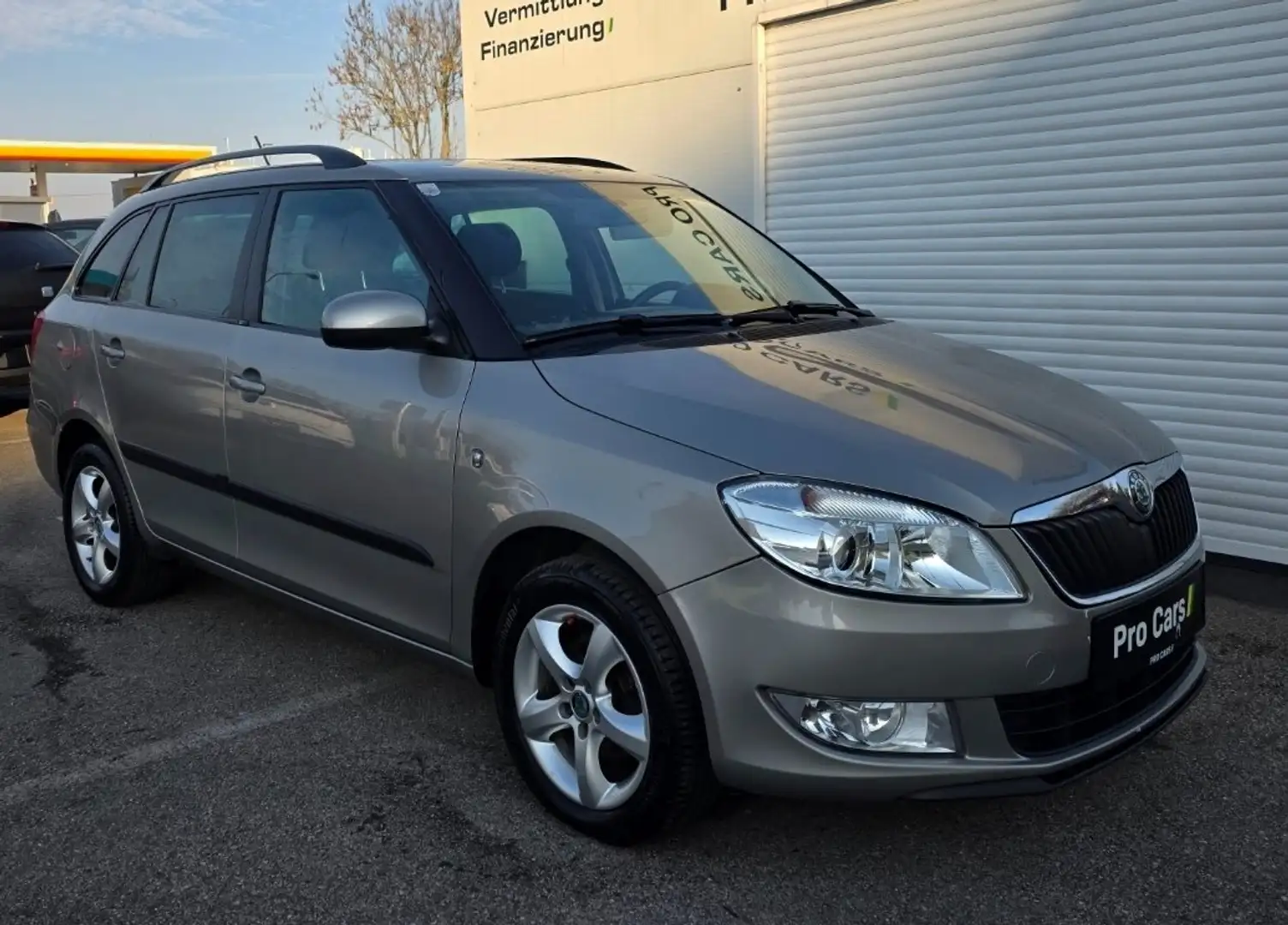 Skoda Fabia Fabia Combi Family+ 1,6 TDI DPF Family+ Bronze - 1