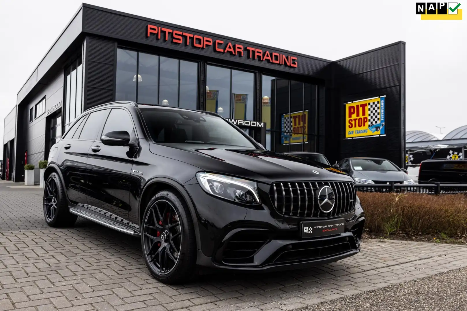 Mercedes-Benz GLC 63 AMG S 4MATIC+, 510 PK, Perf. Stoelen, Pano, Burmester! Black - 1