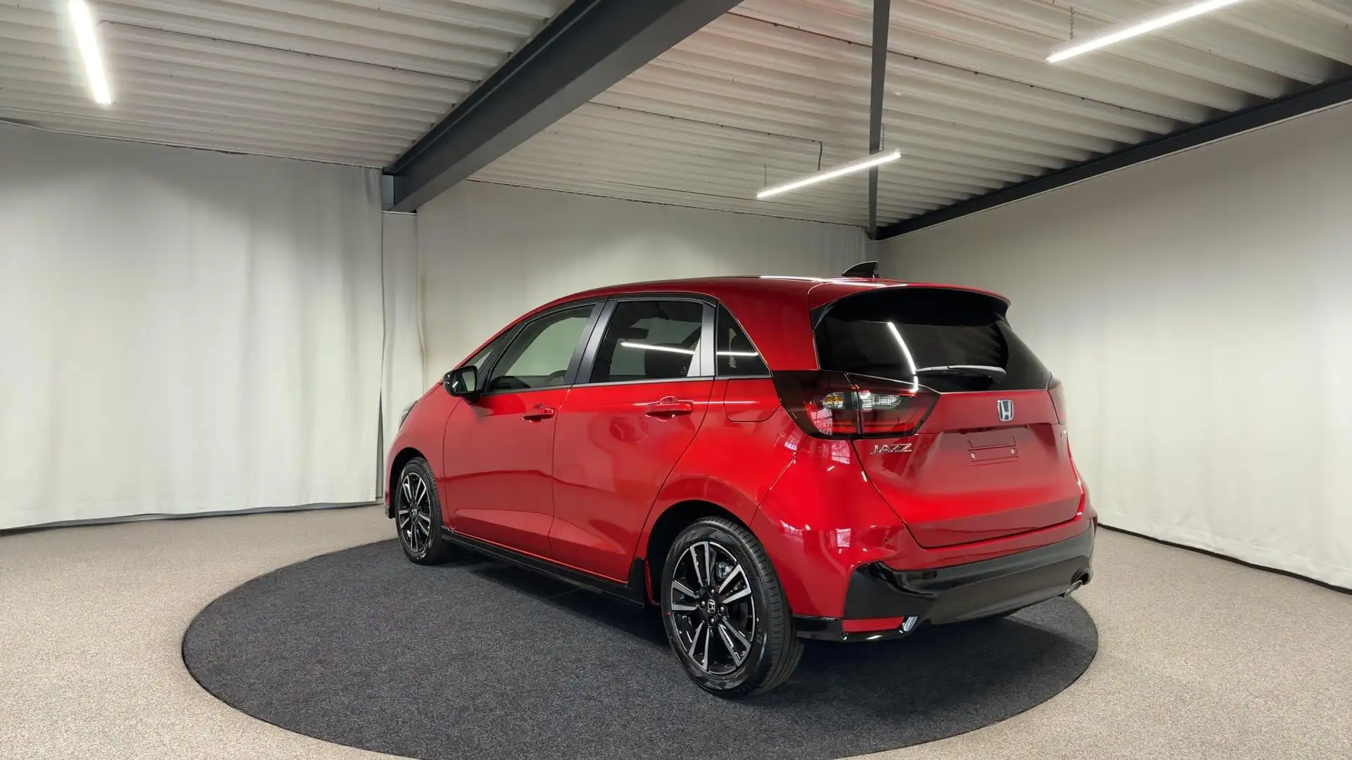 Honda Jazz 1.5 e:HEV Advance Sport Automaat | Navi | Camera | Rood - 2
