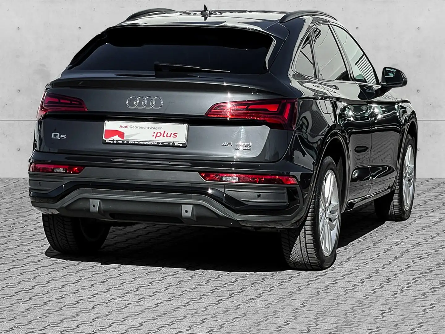 Audi Q5 Sportback 45 TFSI AHK/Optik-Black/Pano advanced Grau - 2