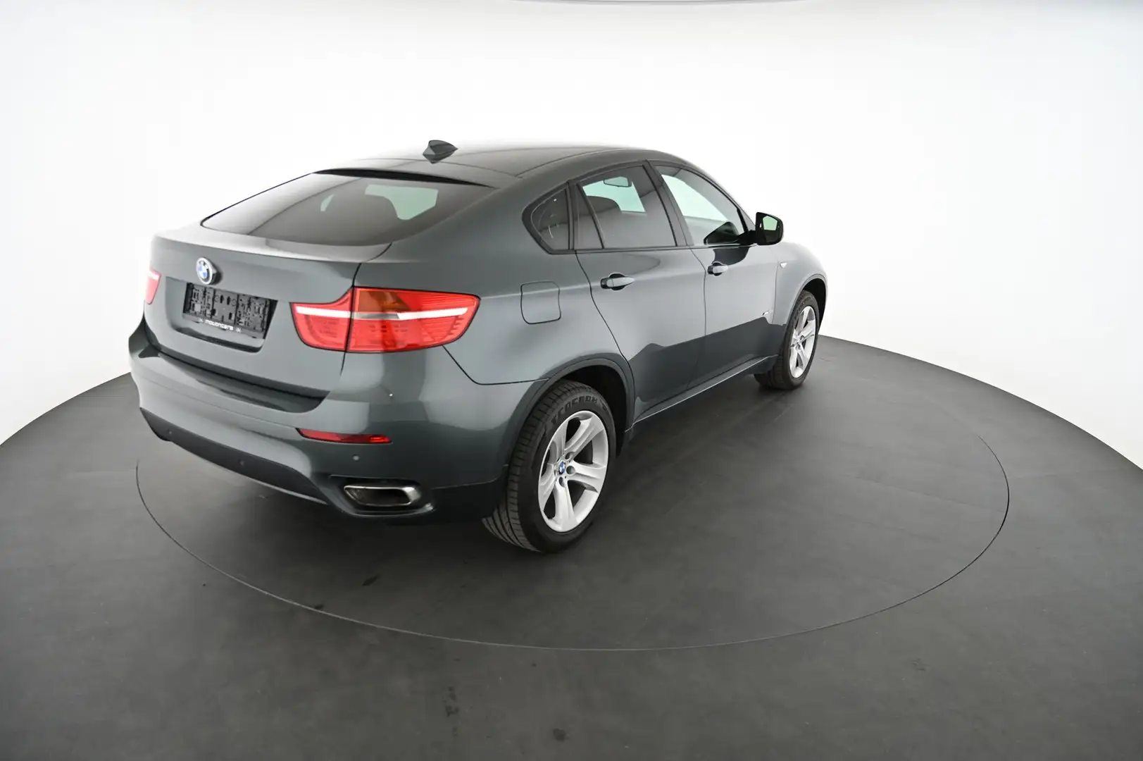 BMW X6 xDrive50i Österreich-Paket Aut. Pickerl NEU Grün - 2