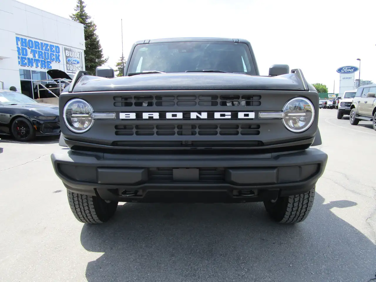 Ford Bronco снимка Ford Bronco