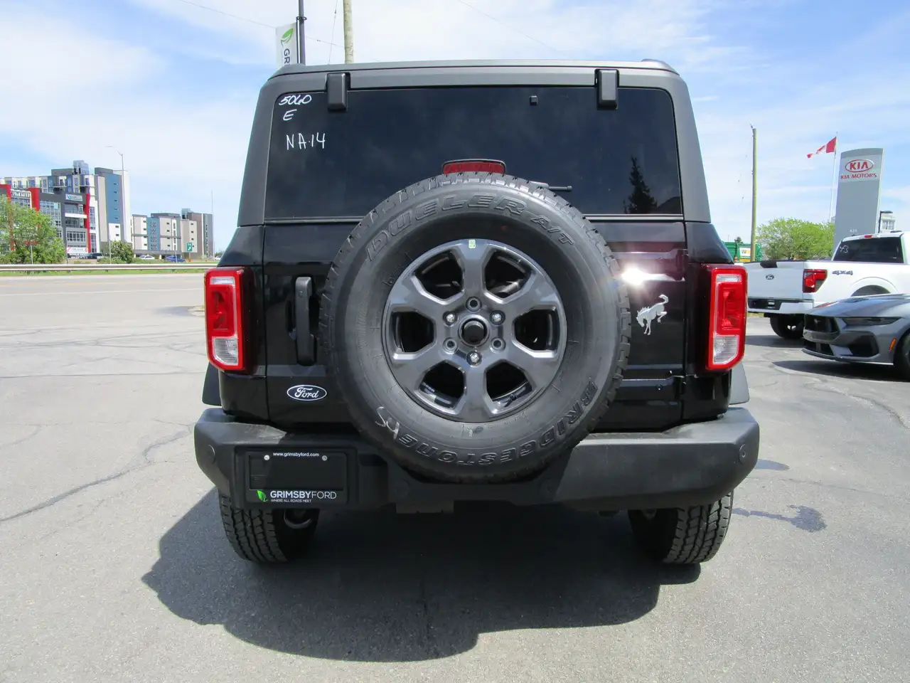 Ford Bronco снимка Ford Bronco