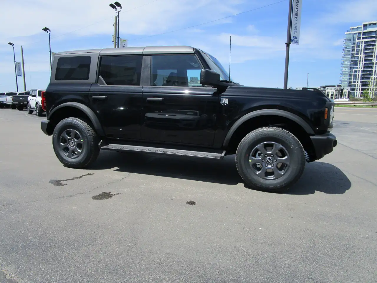 Ford Bronco снимка Ford Bronco