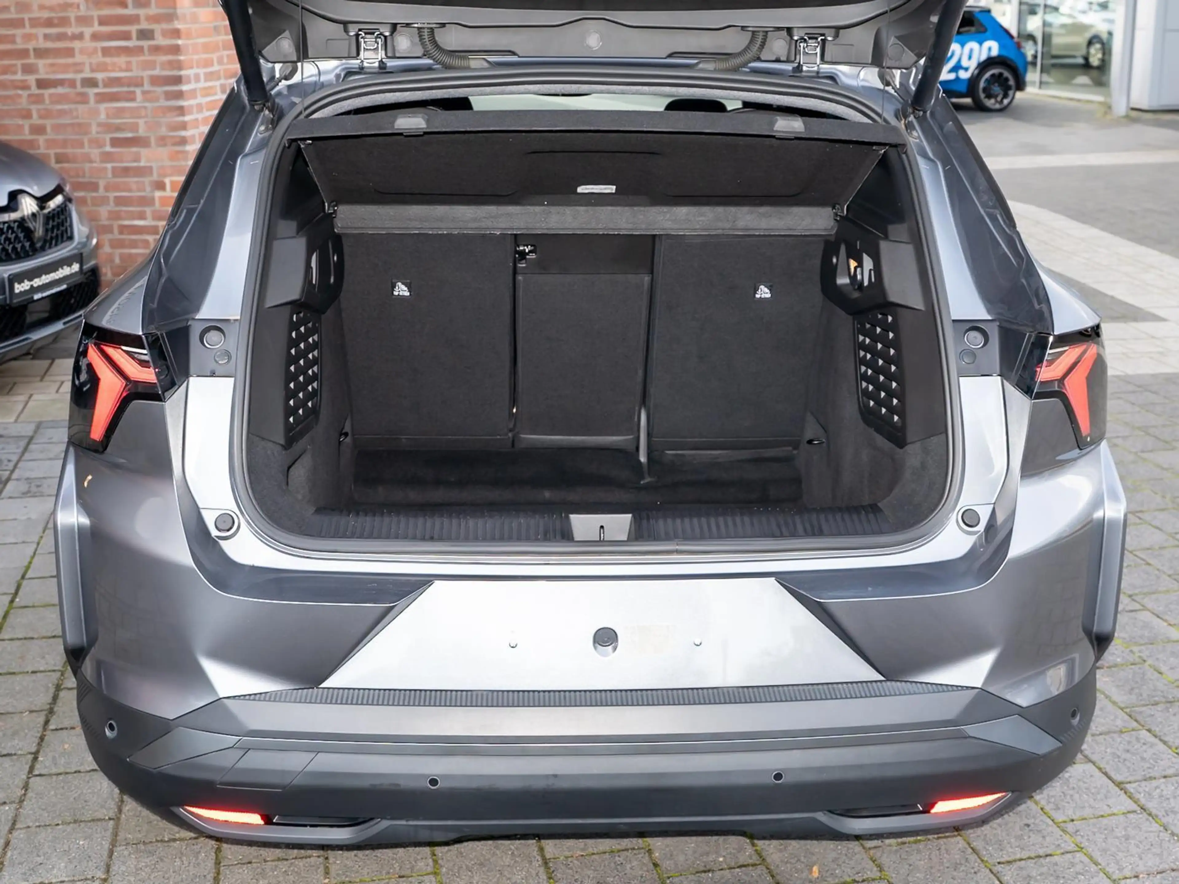 Renault Scenic 100% ele Esprit Alpine 220 Long Range — photo 13